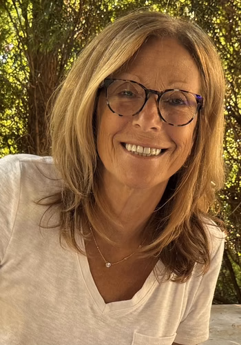 Debra Mazza